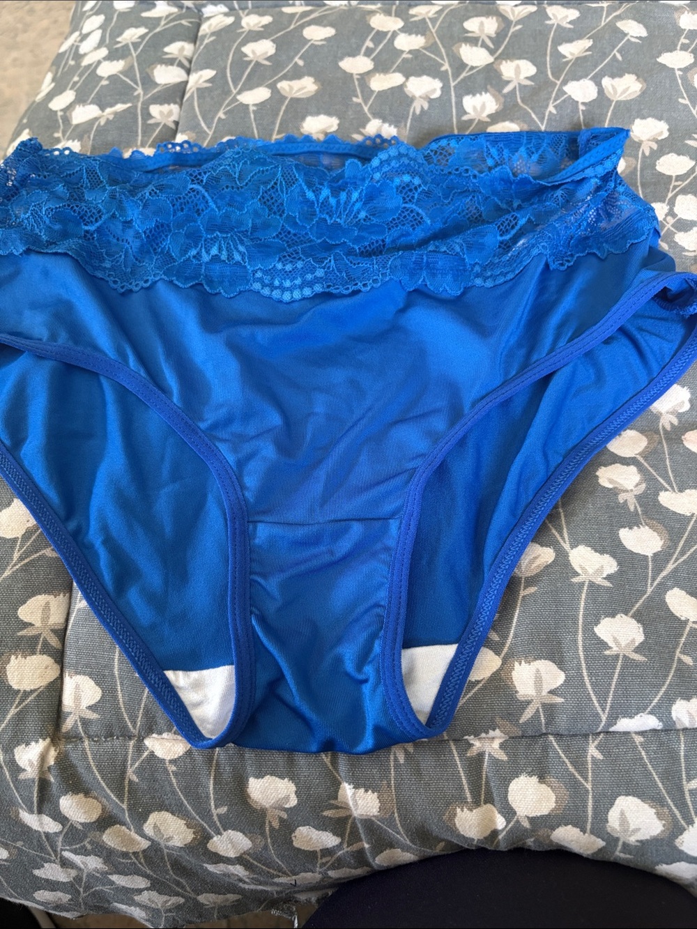 7️⃣3️⃣3️⃣ Blue Lace-Trim Women's Bikini Brief